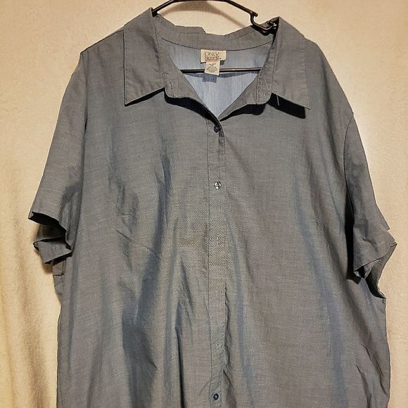 Men's Button Down Tee - Picture 1 of 3
